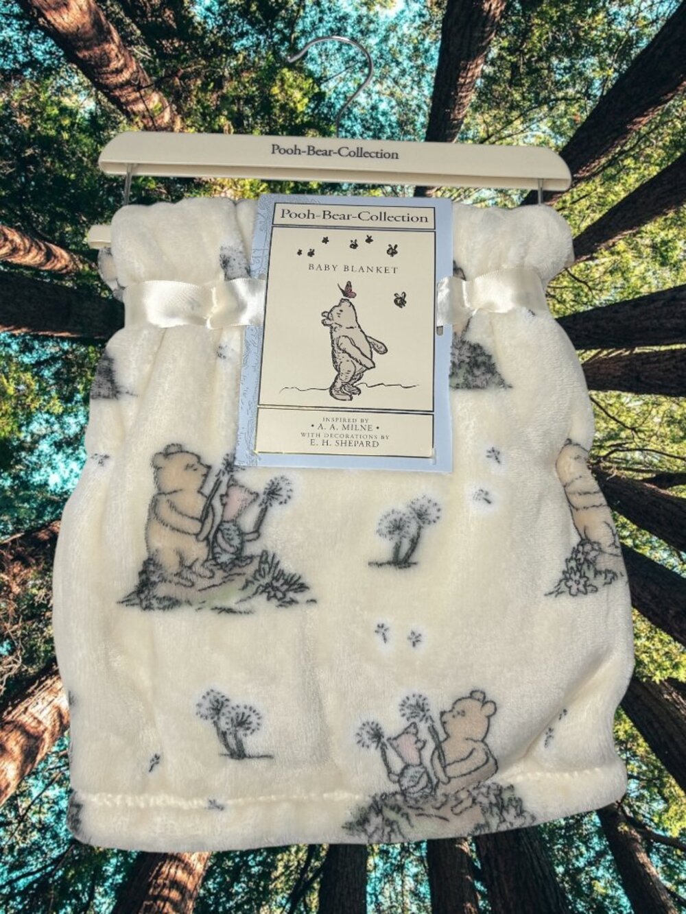 NWT Winnie the Pooh Bear Collection Plush Baby Blanket Disney Piglet Friend Log